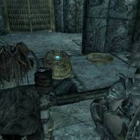 Хетра и Лидия в двемерских развалинах The Elder Scrolls V: Skyrim (1280x720px, 372.6Kb)